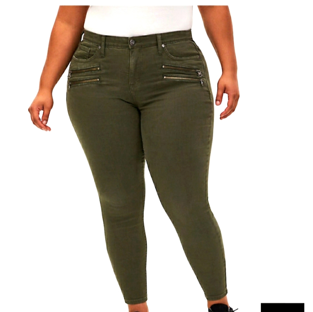 Torrid sky high skinny jeans